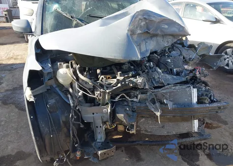 2023 Nissan Kicks Sv Xtronic Cvt z USA, uszkodzony, nr VIN 3N1CP5CV5PL471171